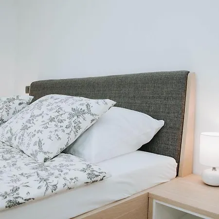 Διαμέρισμα Apartmaji Ursic